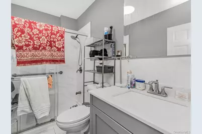 4613 Carpenter Avenue, Bronx, NY 10470 - Photo 9