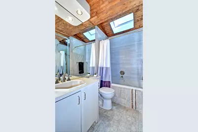 16 Hempstead Street, Holtsville, NY 11742 - Photo 25