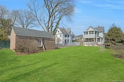 9 Clinton Place, Suffern, NY 10901 - Photo 33