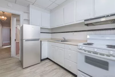 2807 Newtown Avenue #2nd Floor, Astoria, NY 11102 - Photo 11