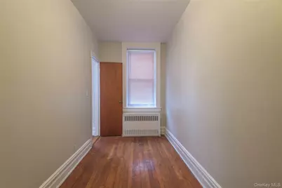 2807 Newtown Avenue #2nd Floor, Astoria, NY 11102 - Photo 15