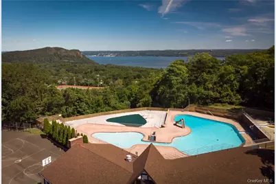 716 Sierra Vista Lane, Valley Cottage, NY 10989 - Photo 23