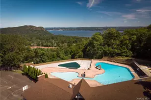 716 Sierra Vista Ln, Valley Cottage, NY 10989 - Photo 23