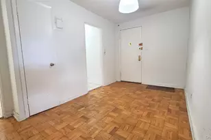 82-39 134th St, Briarwood, NY 11435 - Photo 13