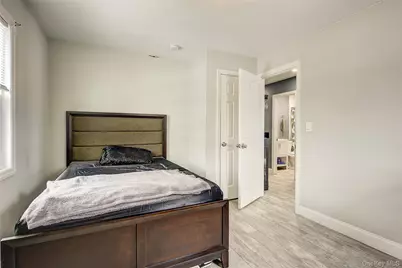 1031 Jefferson Street, Baldwin, NY 11510 - Photo 29