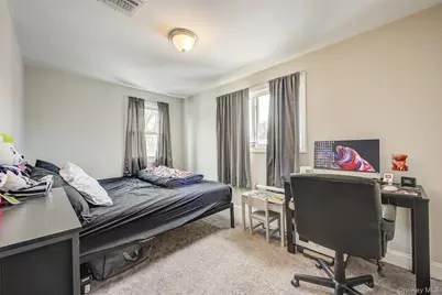 1031 Jefferson Street, Baldwin, NY 11510 - Photo 37