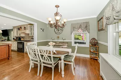 25 Old Mill Road, Merrick, NY 11566 - Photo 7