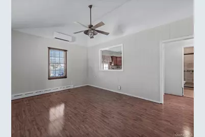 442 Oakwood Road, Huntington Station, NY 11746 - Photo 3