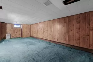 442 Oakwood Rd, Huntington Station, NY 11746 - Photo 15