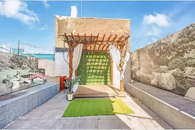 1155 Welling Court, Astoria, NY 11102 - Photo 25