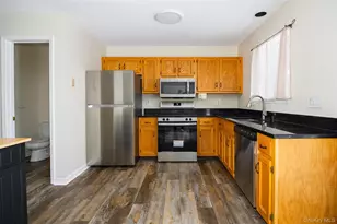 124 Elmcrest Dr, Fishkill, NY 12524 - Photo 3