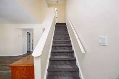 124 Elmcrest Drive, Fishkill, NY 12524 - Photo 11