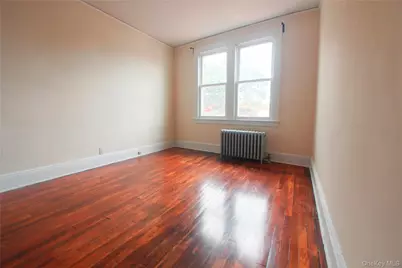 477 Merrick Road, Lynbrook, NY 11563 - Photo 3