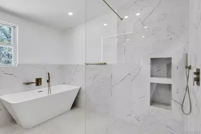 11 Barbara Drive, Farmingdale, NY 11735 - Photo 11