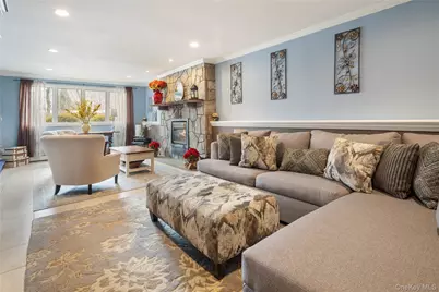 21 Franklin Drive, Mahopac, NY 10541 - Photo 9