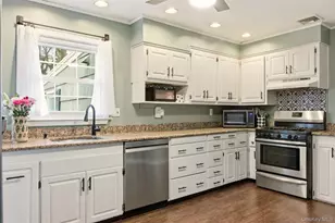 24 Stellenwerf Ave, East Islip, NY 11730 - Photo 5