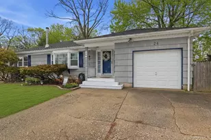 24 Stellenwerf Ave, East Islip, NY 11730 - Photo 17