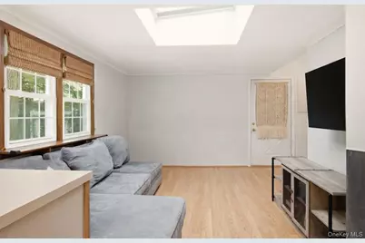 24 Stellenwerf Avenue, East Islip, NY 11730 - Photo 11