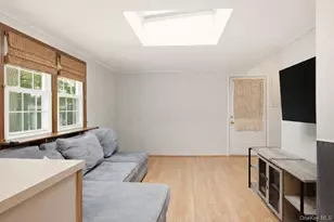 24 Stellenwerf Ave, East Islip, NY 11730 - Photo 11