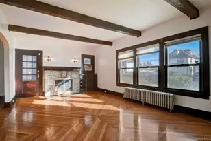 29 Oak Ave, Hempstead, NY 11550 - Photo 7