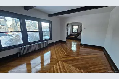 29 Oak Avenue, Hempstead, NY 11550 - Photo 5