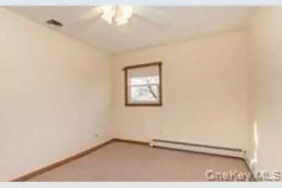 4 Thistle Lane, Kings Park, NY 11754 - Photo 11