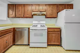 174 Sagamore Hills Dr, Port Jefferson Station, NY 11776 - Photo 13