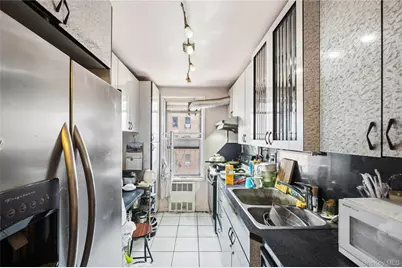 6565 Wetherole Street #2E, Rego Park, NY 11374 - Photo 9