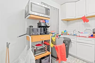 18216 141st Avenue, Springfield Gardens, NY 11413 - Photo 23
