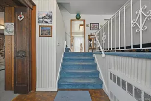 366 Clearmeadow Dr, East Meadow, NY 11554 - Photo 3