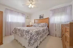 366 Clearmeadow Dr, East Meadow, NY 11554 - Photo 21