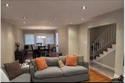 111 Woodland Hills Road, White Plains, NY 10603 - Photo 3