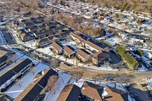 4743 Wilshire Ln, Oakdale, NY 11769 - Photo 27