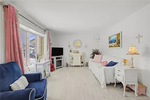 9 Amherst Rd, West Sayville, NY 11796 - Photo 13