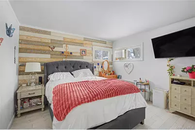 9 Amherst Road, West Sayville, NY 11796 - Photo 7