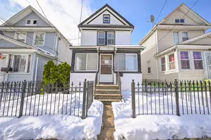 107-24 165th St, Jamaica, NY 11433 - Photo 1