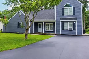 160 Pennsylvania Ave, Medford, NY 11763 - Photo 3