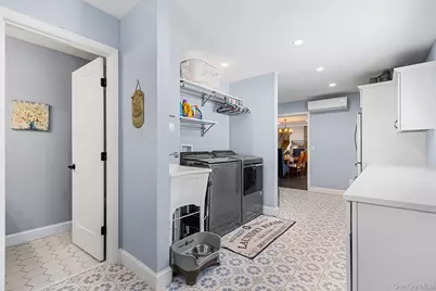 21 Straub Drive, Pleasant Valley, NY 12569 - Photo 11