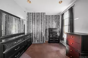 73-35 71st Pl, Glendale, NY 11385 - Photo 13