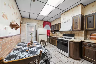 73-35 71st Place, Glendale, NY 11385 - Photo 5