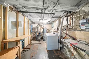 73-35 71st Pl, Glendale, NY 11385 - Photo 17