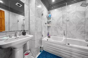 73-35 71st Pl, Glendale, NY 11385 - Photo 15