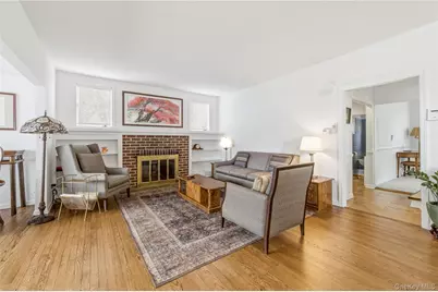 36 W Windsor Parkway, Oceanside, NY 11572 - Photo 5