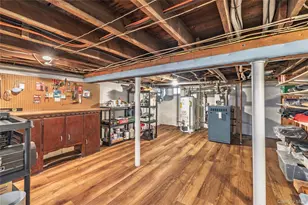 36 W Windsor Pkwy, Oceanside, NY 11572 - Photo 23