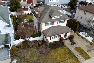 36 W Windsor Pkwy, Oceanside, NY 11572 - Photo 31