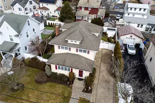 36 W Windsor Pkwy, Oceanside, NY 11572 - Photo 33