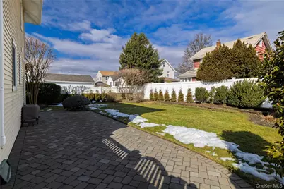 36 W Windsor Parkway, Oceanside, NY 11572 - Photo 25