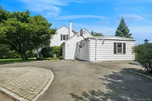 1250 Harbor Rd, Hewlett, NY 11557 - Photo 3