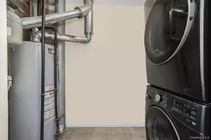 819 E 223rd St, Bronx, NY 10466 - Photo 5