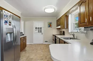 718 Patrick St, Westhampton, NY 11978 - Photo 9